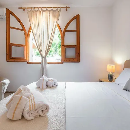 Chiarenza, Tuerredda فيلة تويلادا
